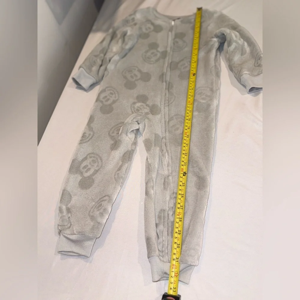 Disney Toddler Kids Gray Mickey Mouse Fleece One-Piece Footie Pajamas Size 4T